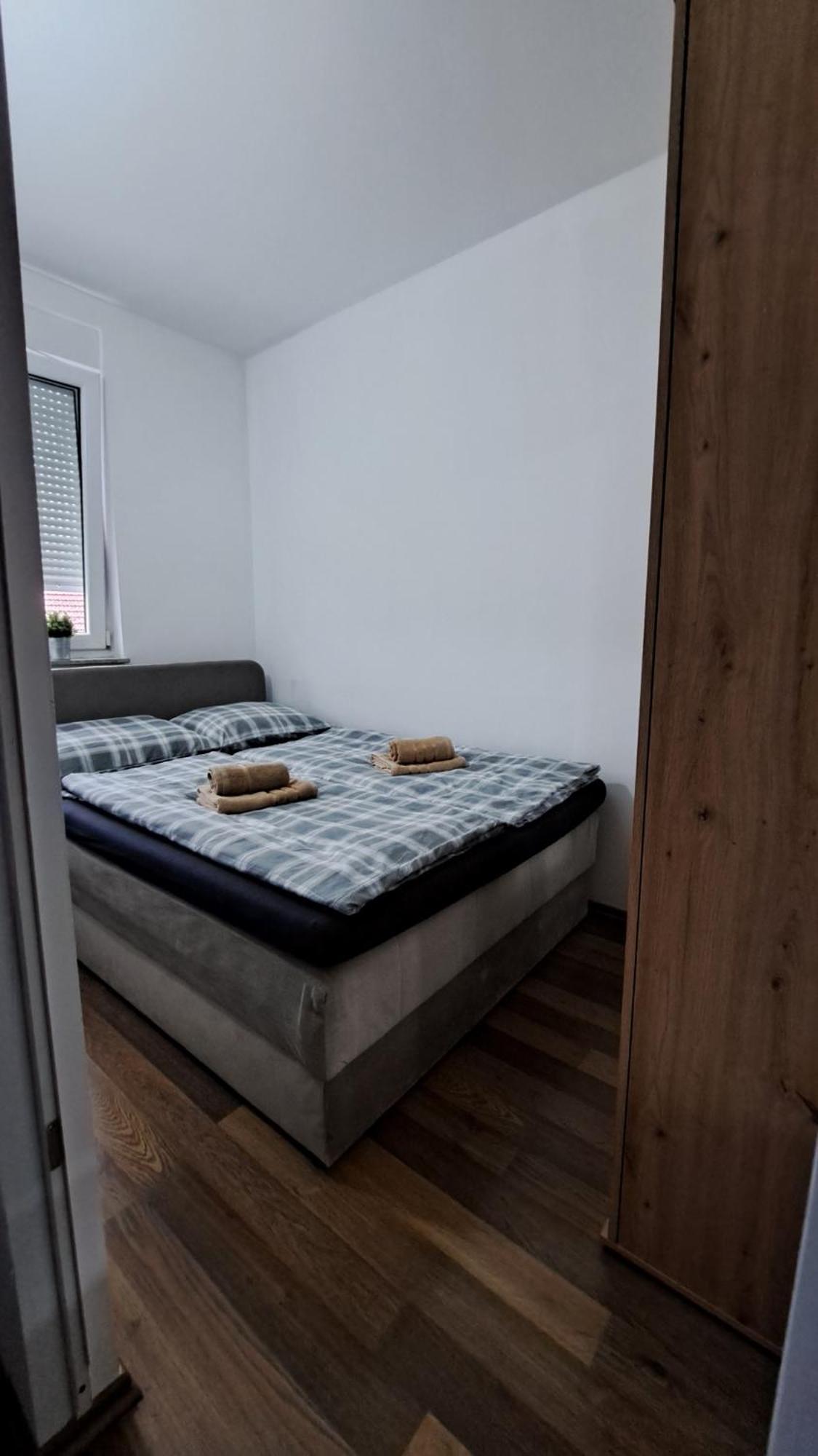 Lera Apartment-Free Public Parking Nearby Zagreb Bagian luar foto
