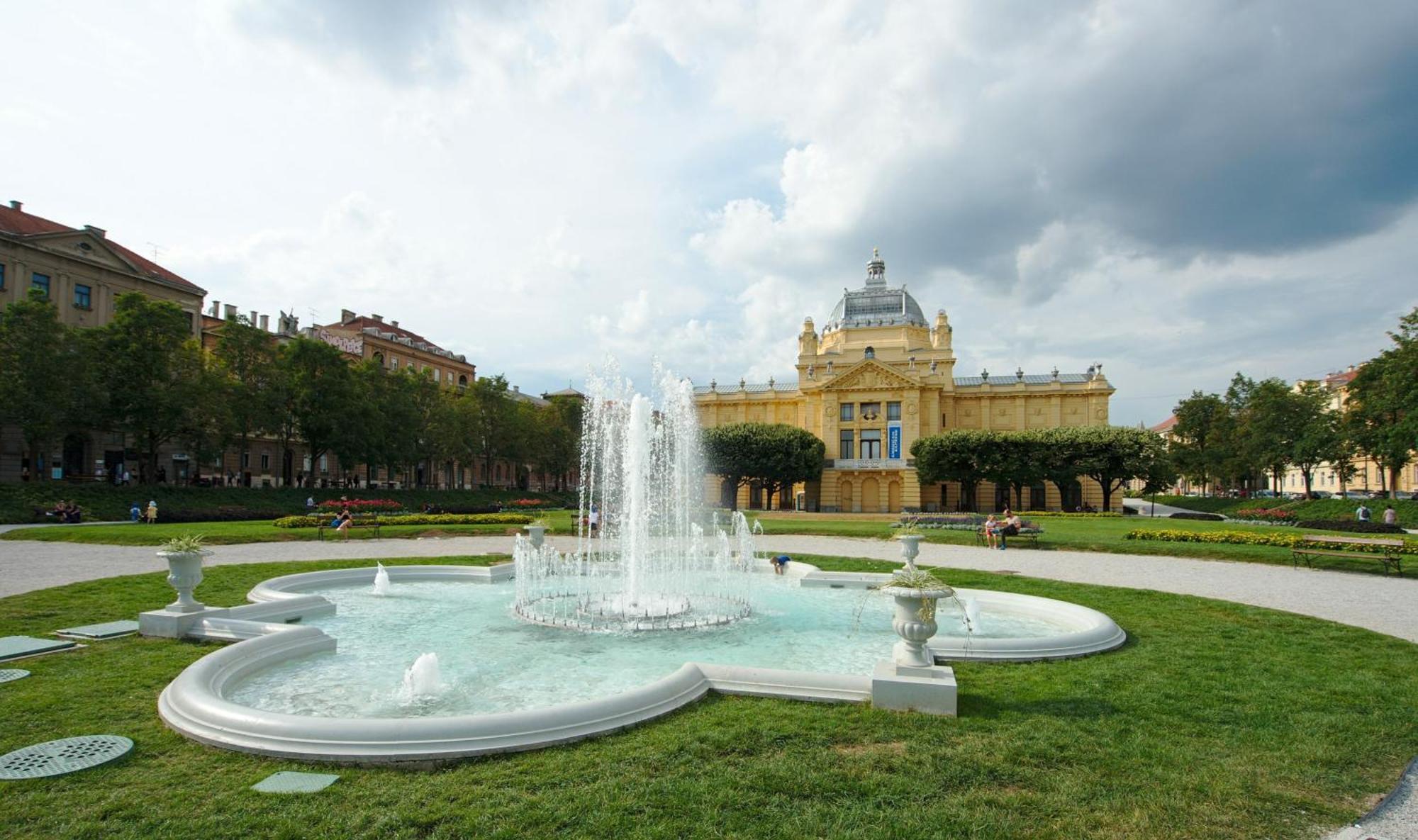 Lera Apartment-Free Public Parking Nearby Zagreb Bagian luar foto