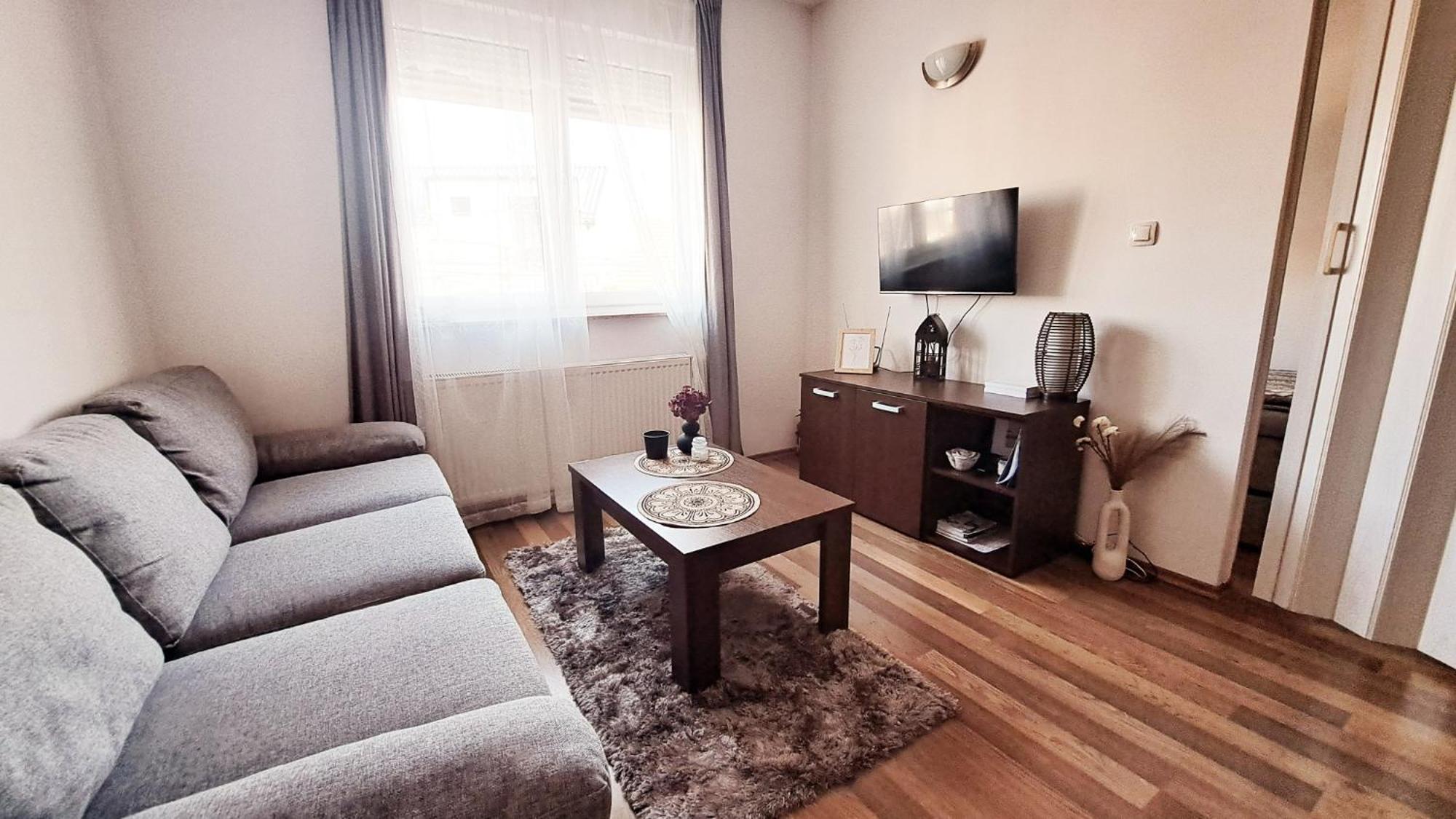 Lera Apartment-Free Public Parking Nearby Zagreb Bagian luar foto