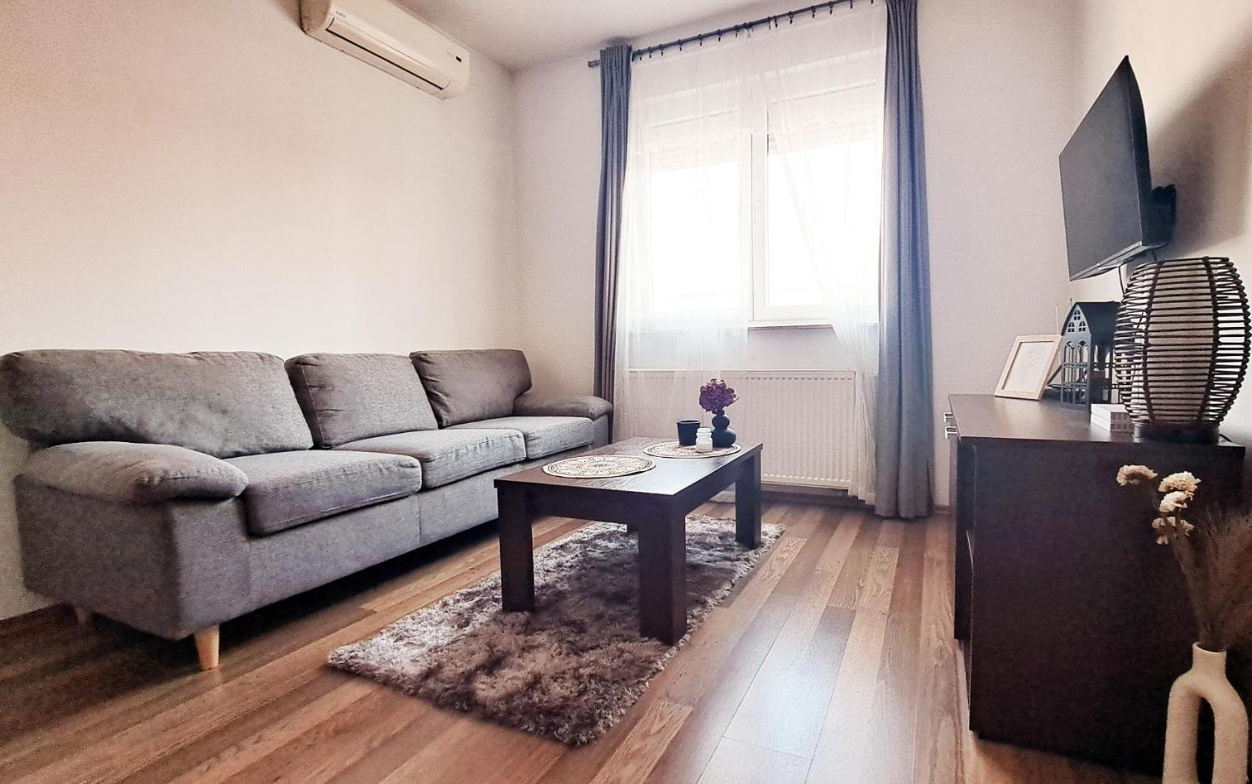 Lera Apartment-Free Public Parking Nearby Zagreb Bagian luar foto